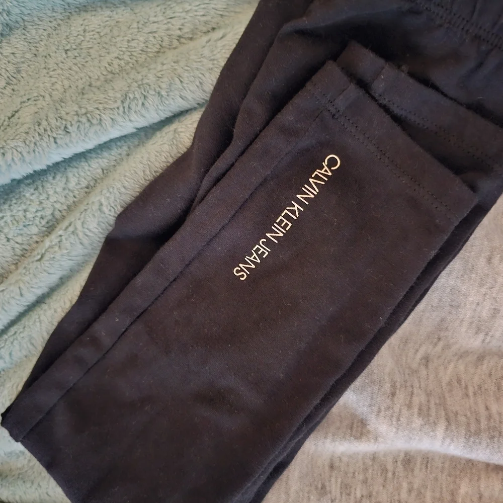 Calvin Klein Gray and Black Kids Outfit - Picture 8 of 9